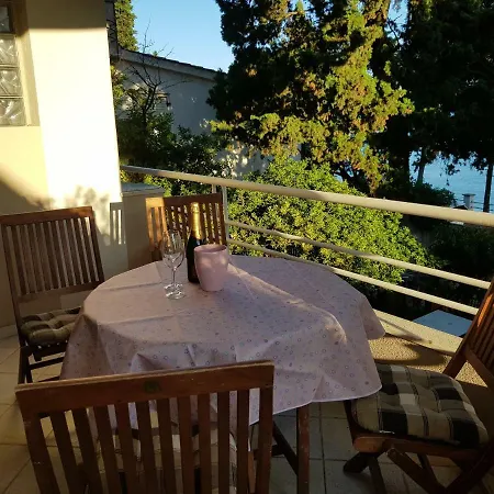 Mare Azzurro Apartments Pula Extérieur photo
